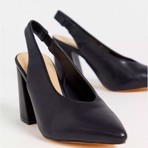 London Rebel Black Leather Sling Back Block
Heel Pumps, size 39/8US